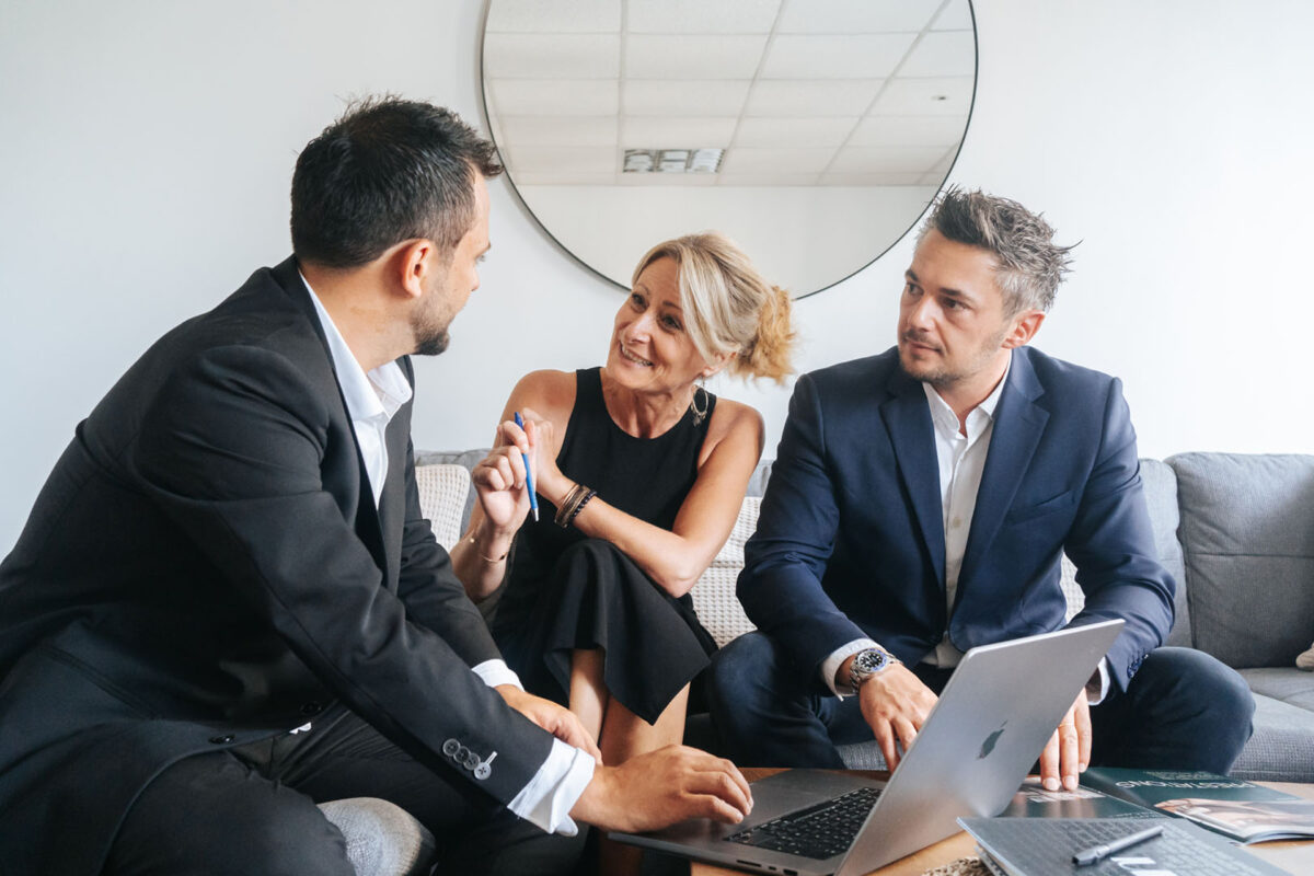 Collaborateurs UNI Immobilier © Joshua Mellin Photographe 71 retouche