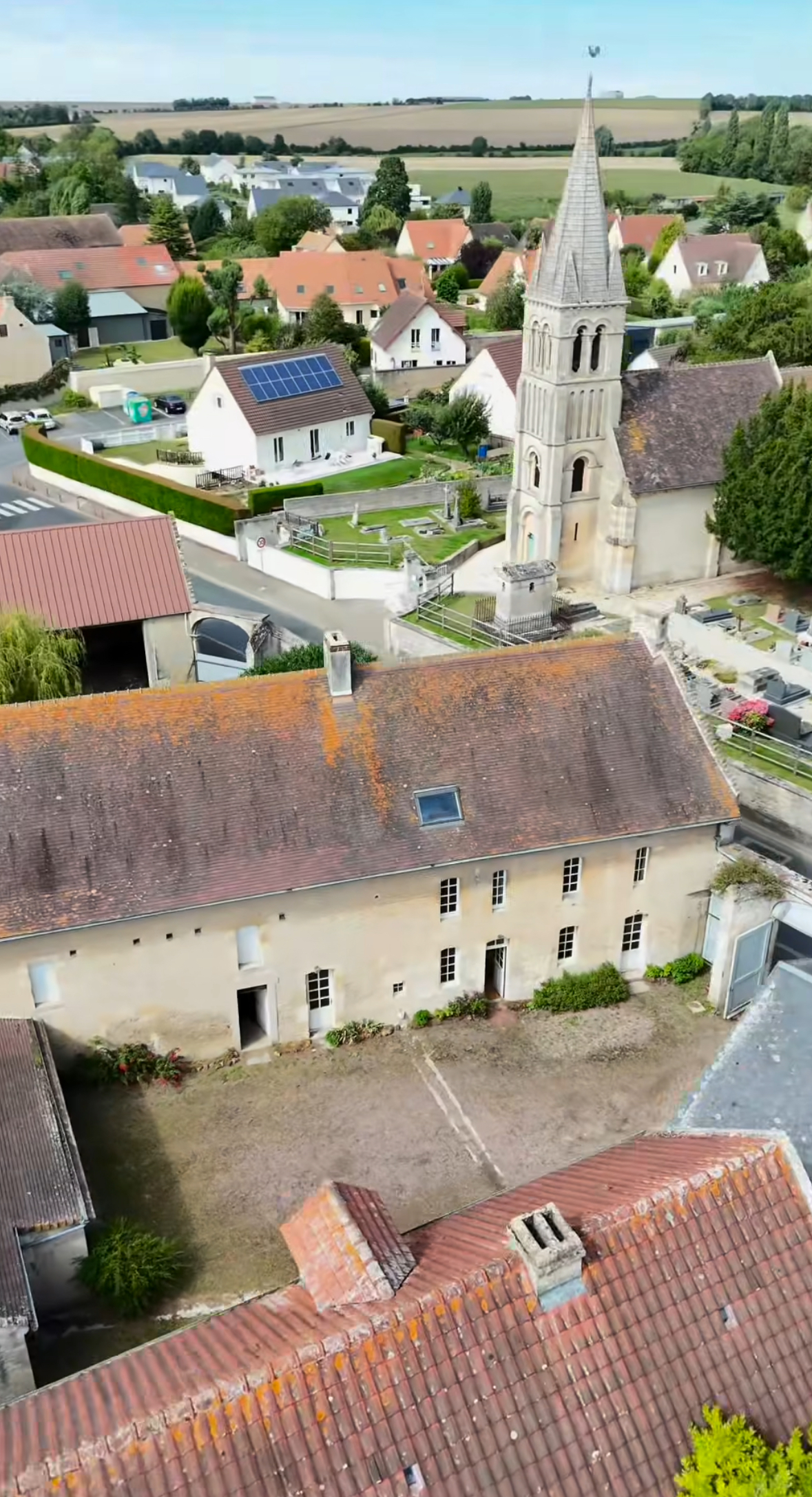 Corps de ferme à rénover – BIEVILLE BEUVILLE