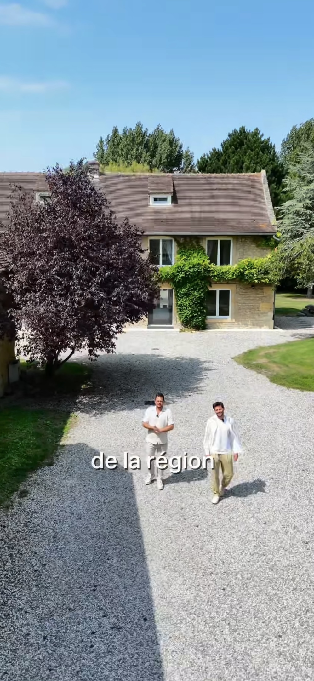 Maison T13 – 500m2 – REVIERS