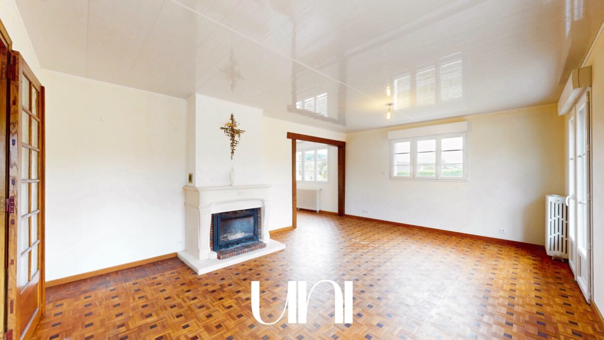 Maison 8 pièces  195 m² avec sous-sol aménagé  - Dozulé