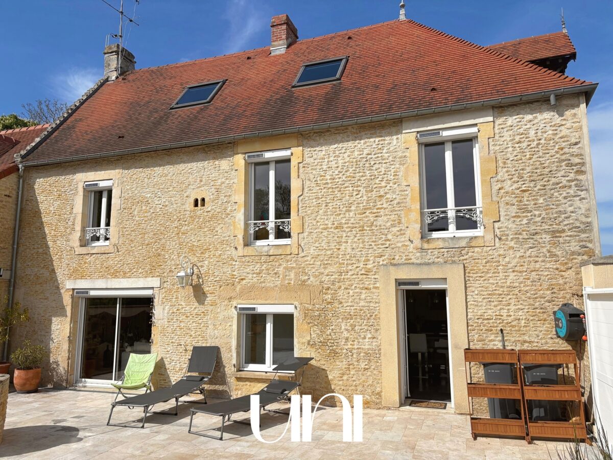 Maison de 4 pièces de 160 m2 avec cachet - Giberville