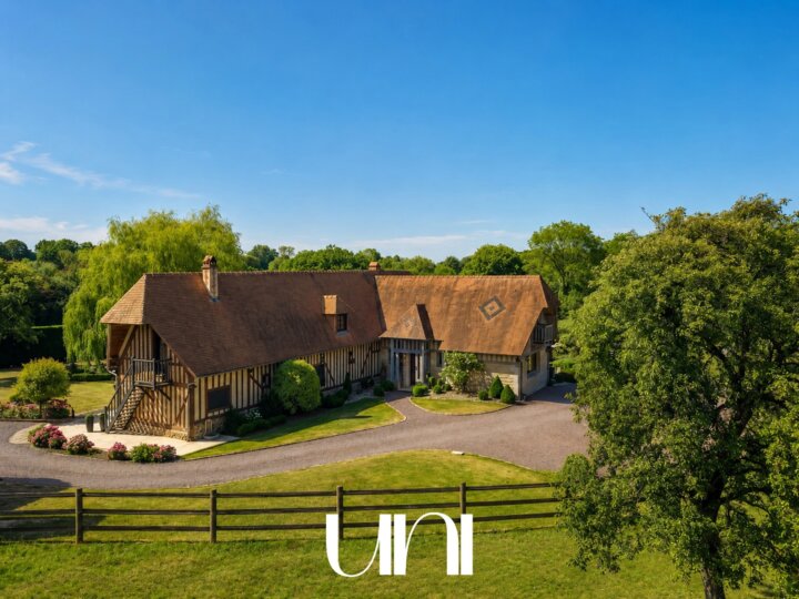 Propriété d'exception au coeur du pays d'auge -  245m2 - Fauguernon