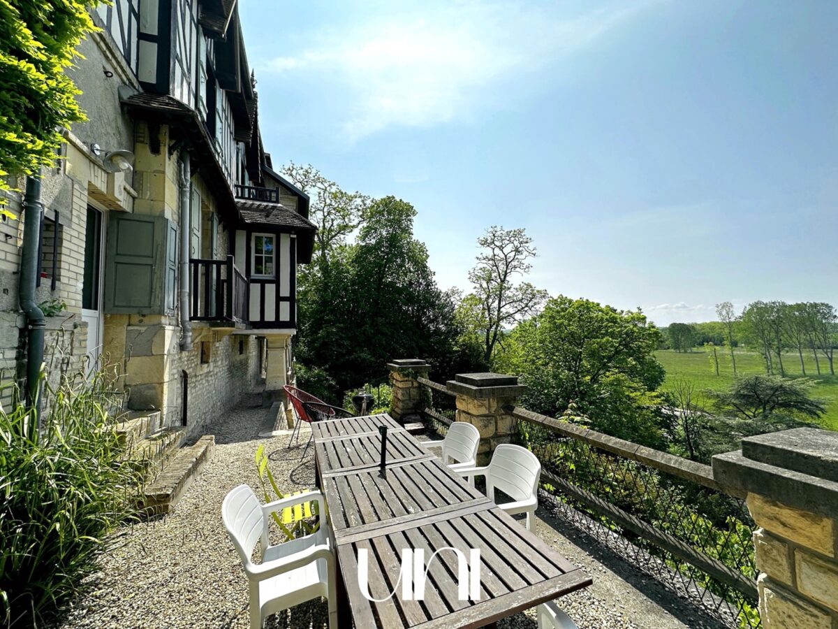 Maison T9 de 280 m² – FLEURY-SUR-ORNE