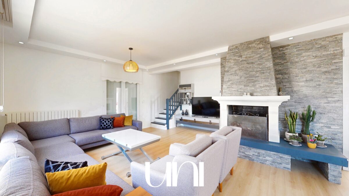 Maison 6 pièces de 140m2 à HERMANVILLE-SUR-MER