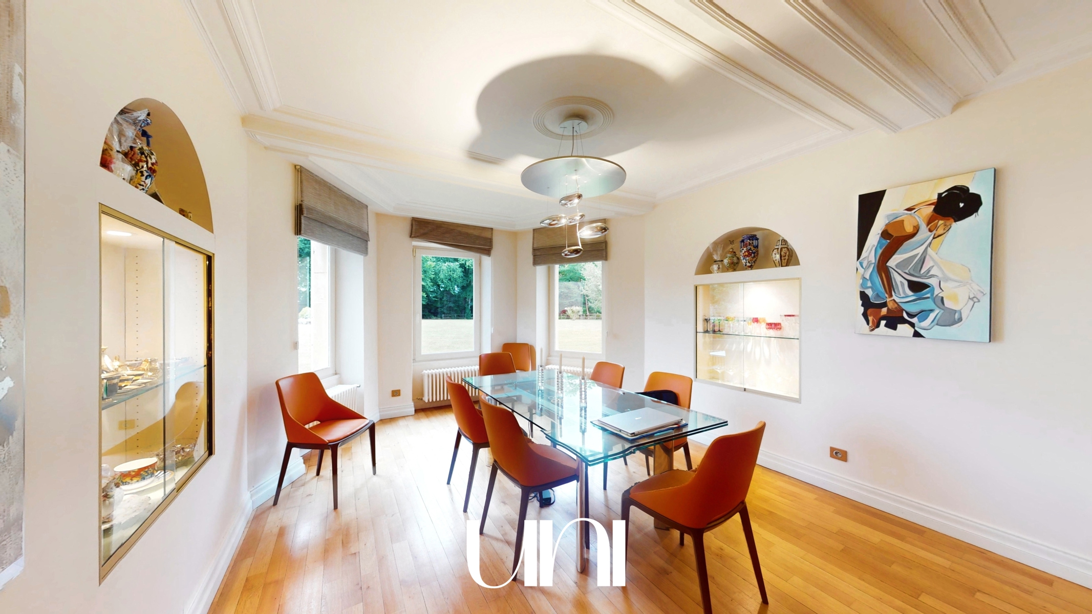 Magnifique château de 400 m2 avec dépendances de 400 m2 chacune sur domaine de 6 hectares - SAINT MANVIEU NORR