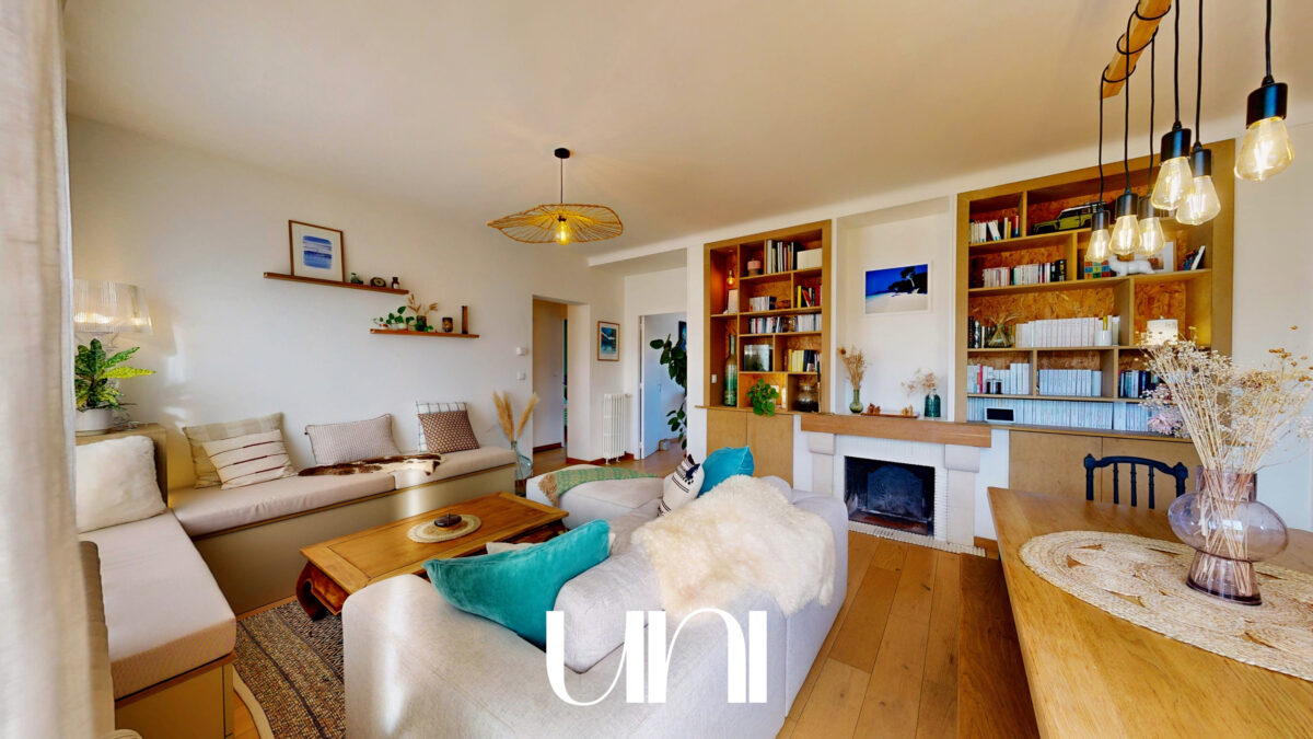 Appartement 4 pièces de 94 m2 avec deux balconnets - hyper-centre Caen
