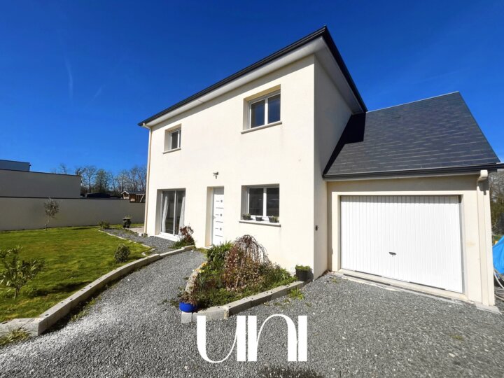 Maison 5 pièces avec jardin - Escoville