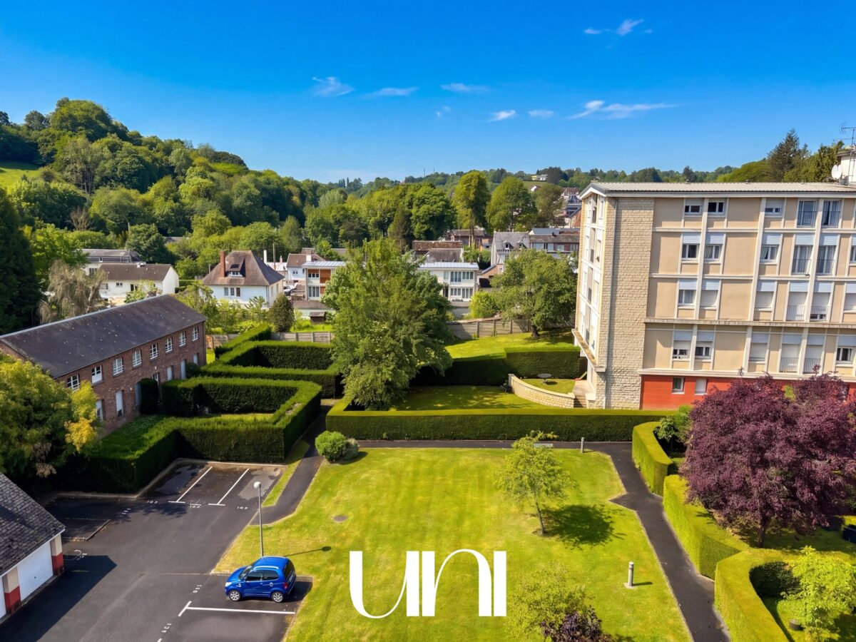Appartement 3 pièces 82m2 avec balcon - LISIEUX