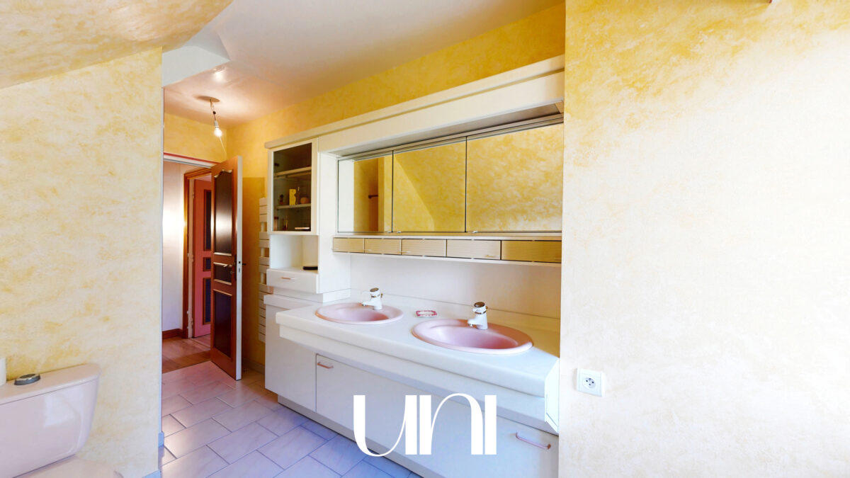 Maison 7 pièces de 136m2 avec dépendance - Coulonges-sur-Sarthe – photo 22
