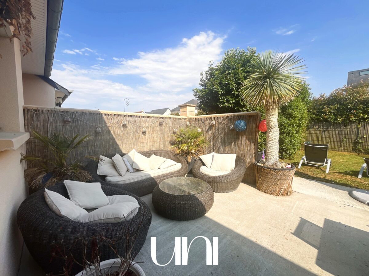 Maison de 128m2 parcelle de 500m2 - Fontaine-Étoupefour  Plain pied