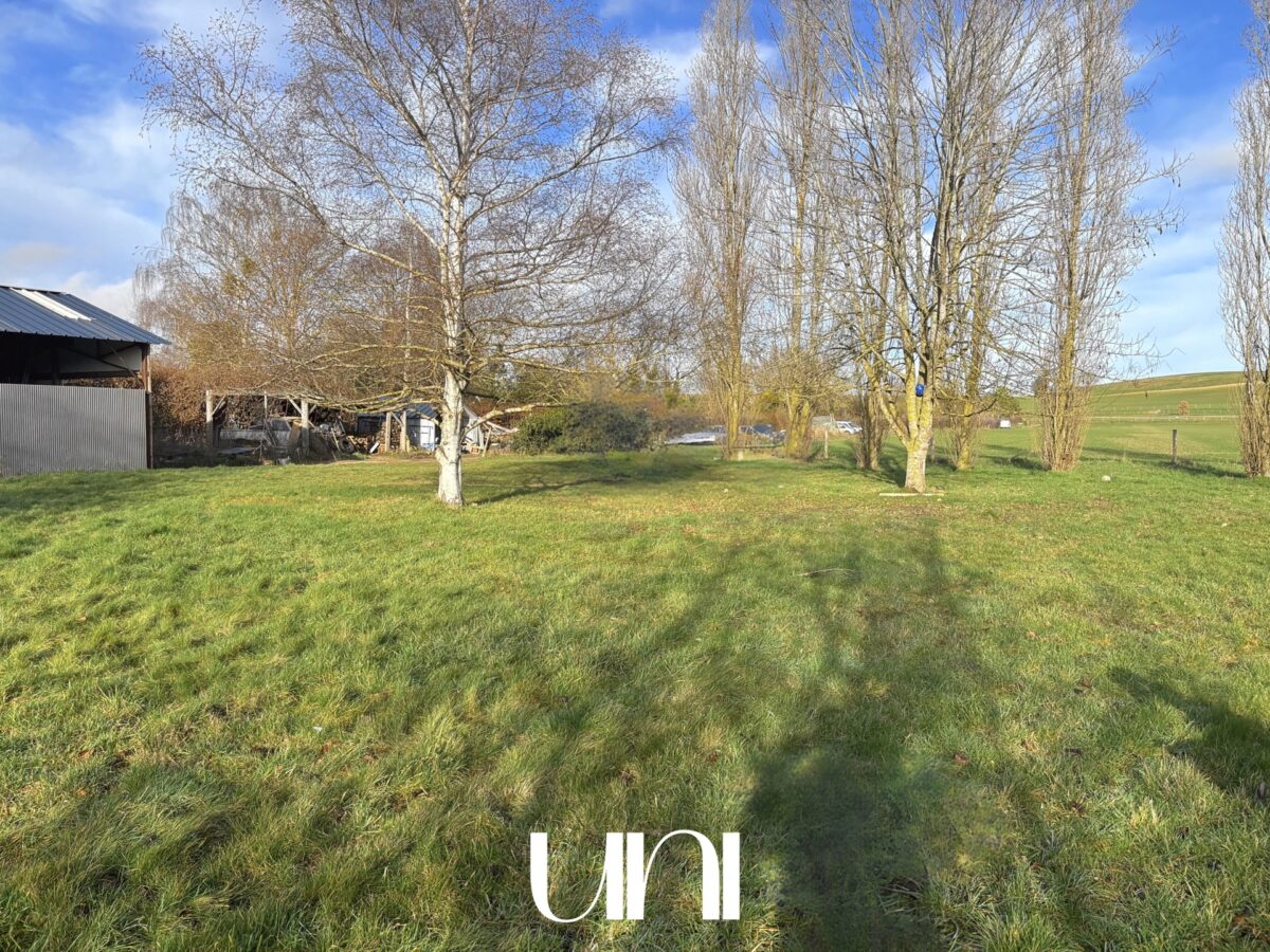 Terrain constructible - 861m2 - Damblainville