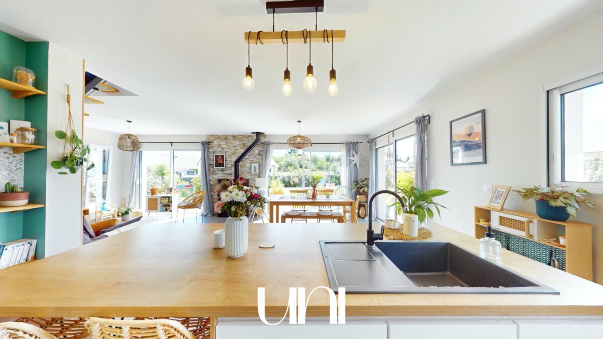 Maison T4 de 107m2 sur terrain de 505 m2 - FEUGUEROLLES-BULLY