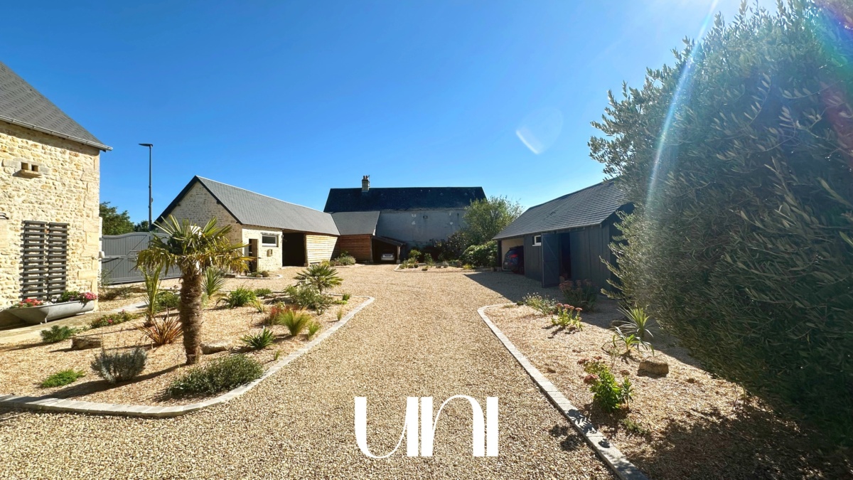 Corps de ferme 10 pièces de 339m² avec dépendances - Nonant – photo 6