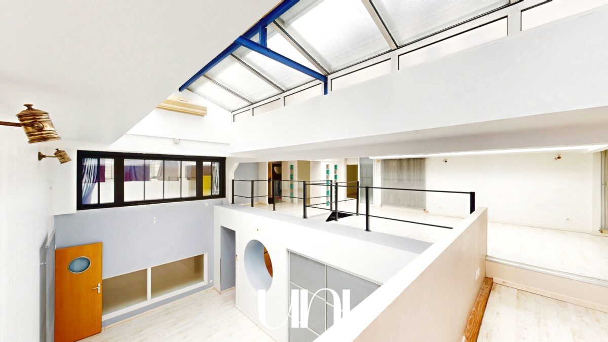 Duplex T7 type Loft de 203m² - Caen centre