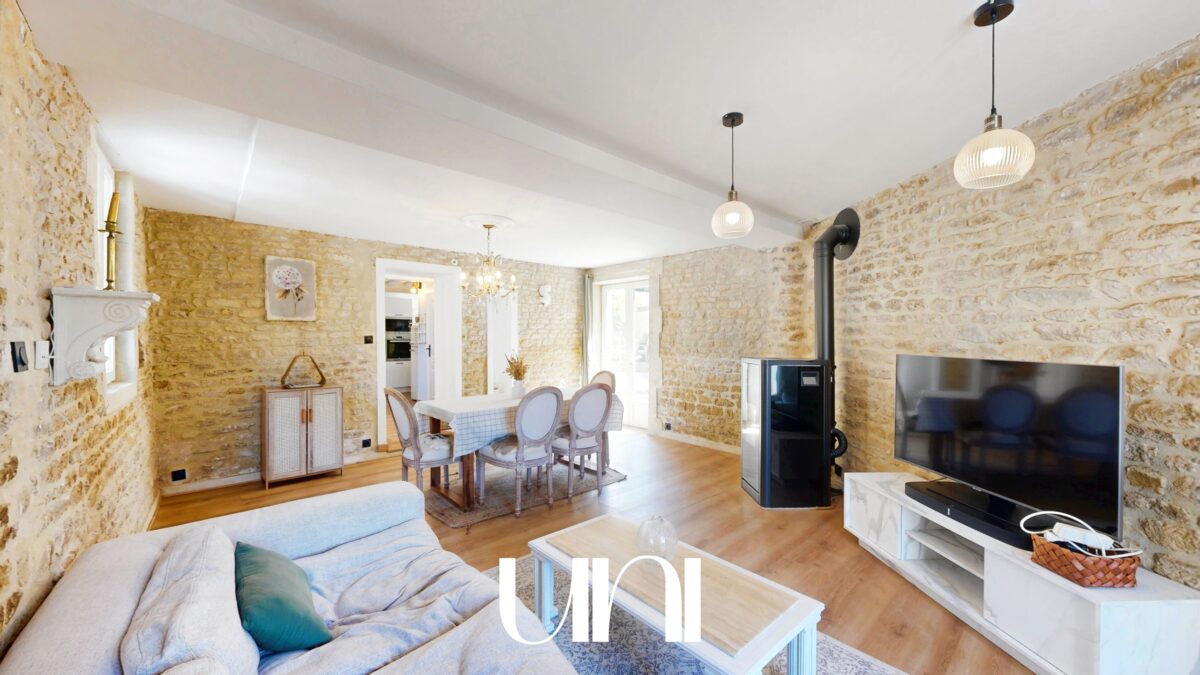 Maison 5 pièces de 120 m² avec garage - FONTAINE-HENRY