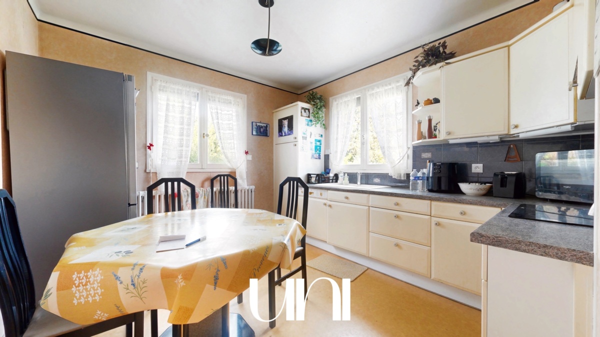 Maison de 106 m² + 70  m² à aménager - CAEN sur 685 m² de terrain – photo 5
