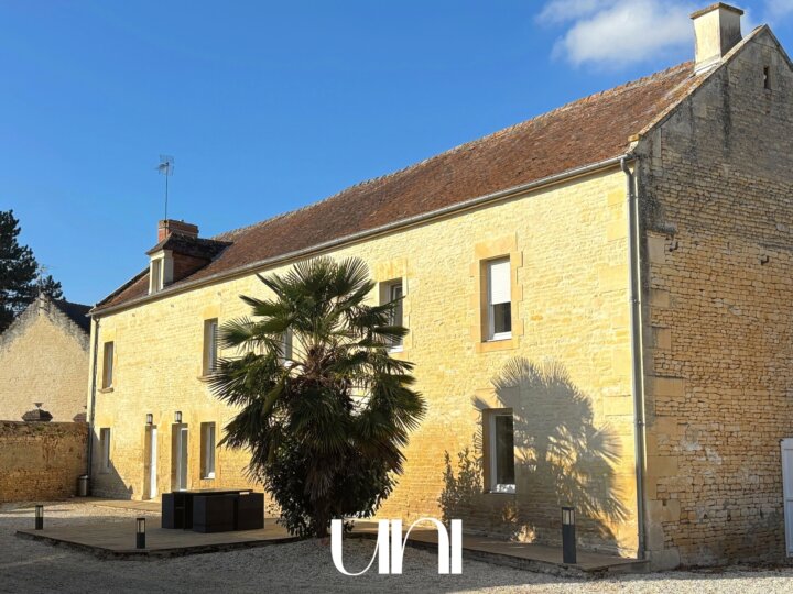 Ensemble composé d'une maison T6 de 250 m² et d'une maison de 180 m2