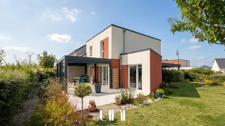 Maison T5 de 95 m2 sur 362 m2 de terrain  Fontaine-Etoupefour