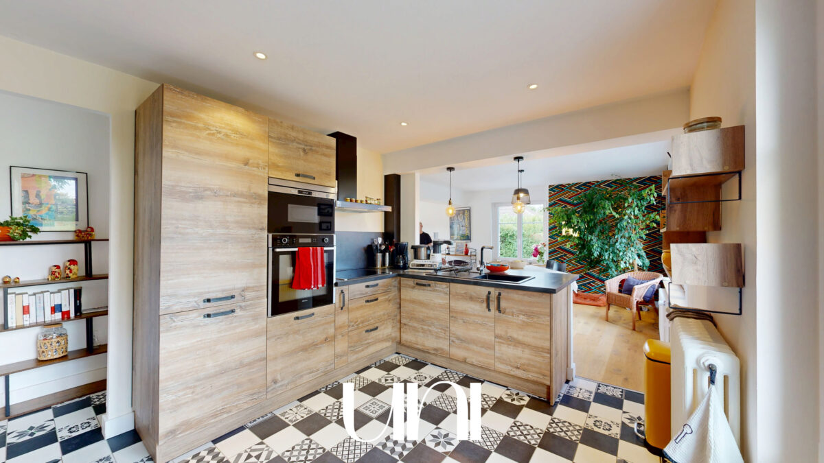 Maison T4 +  appartement T2 de 145 m2 sur un terrain de 643 m2