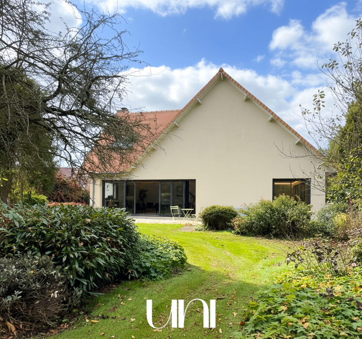 Maison T8 de 270m² au sol - Saint-Contest
