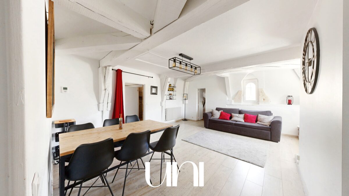 Appartement 2 pièces de 51 m2 en duplex - CAEN Centre Ancien