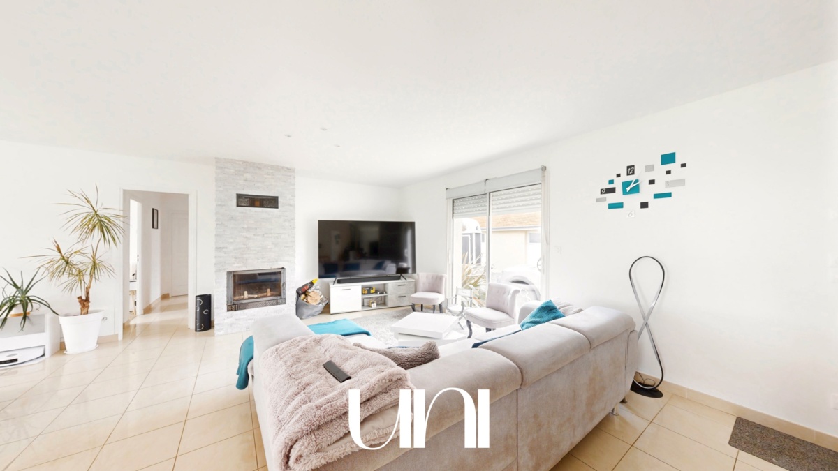 Maison 5 pièces de 147,8m2 de plain-pied sur 3 hectares - Crèvecœur – photo 9