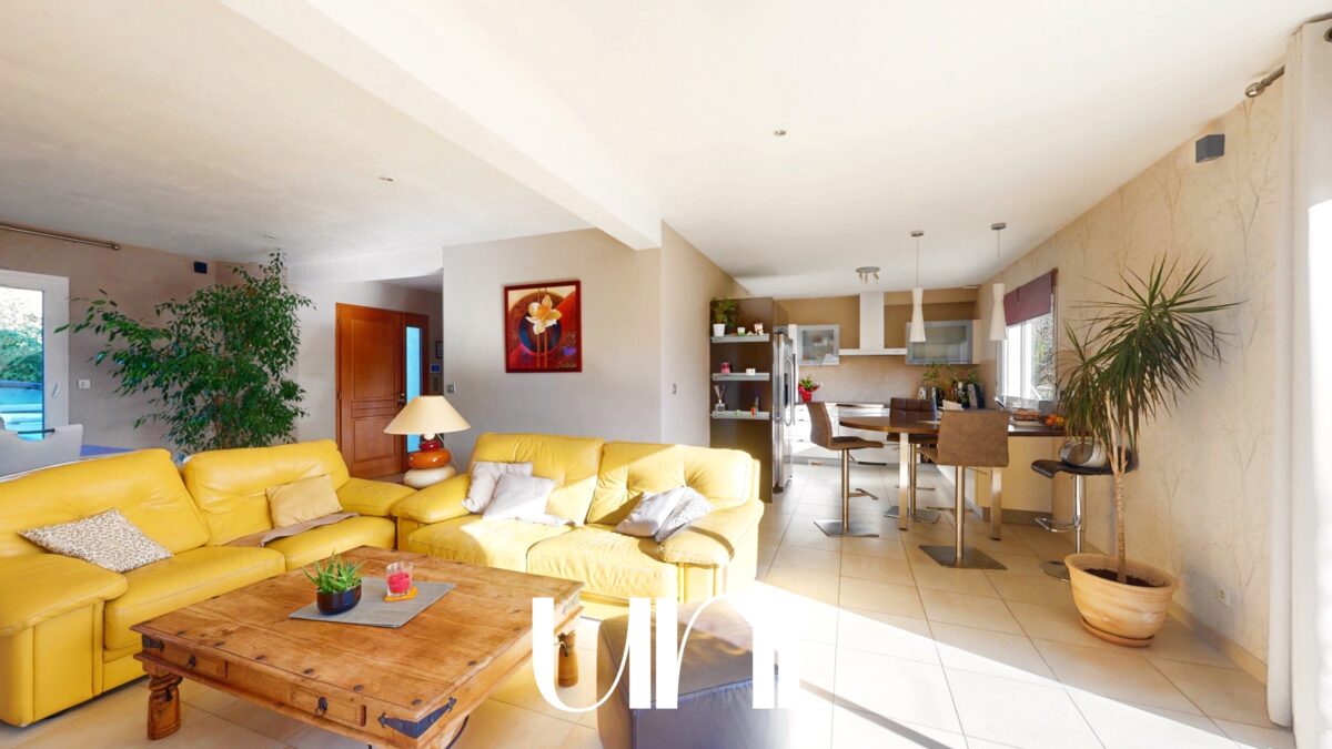 Maison T7 de 185m2 - Thaon - 731m2 de parcelle