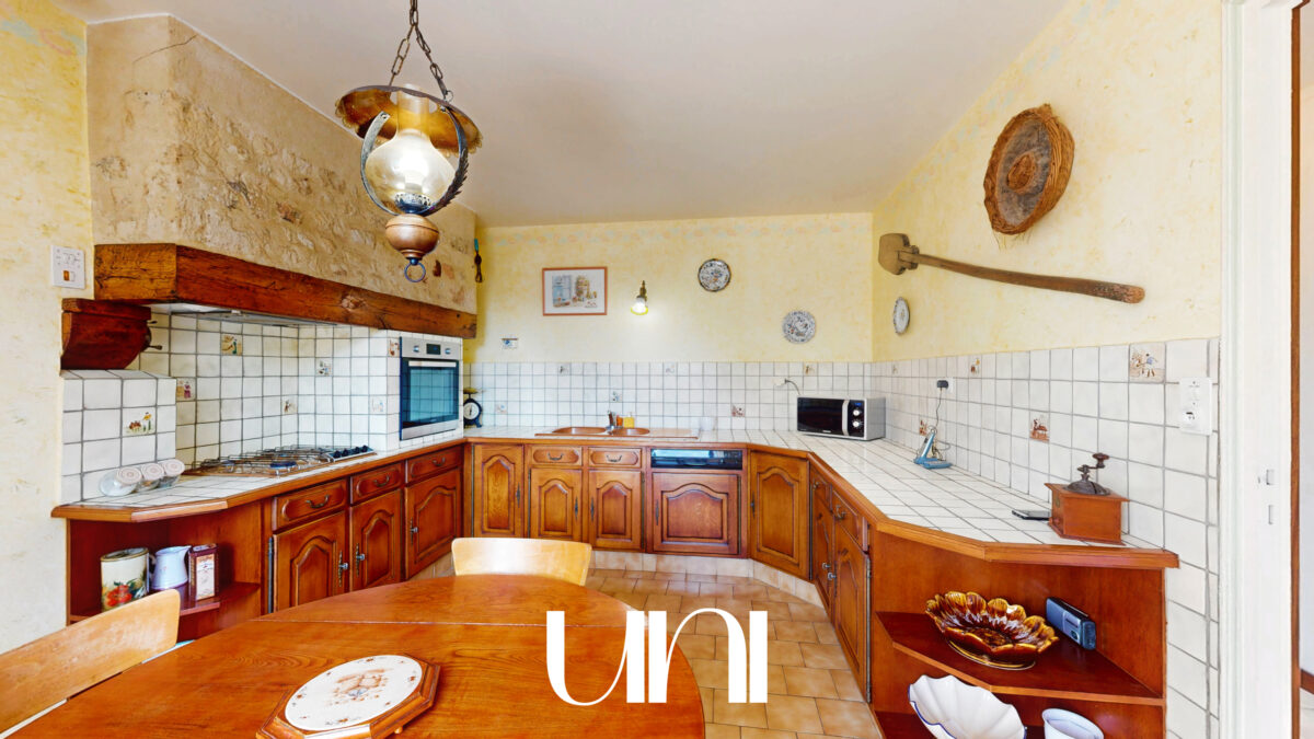 Maison 7 pièces de 136m2 avec dépendance - Coulonges-sur-Sarthe – photo 19
