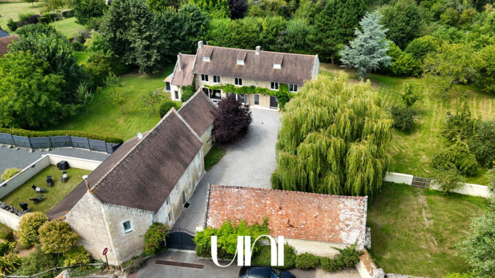 Maison T13 - 500m² - REVIERS