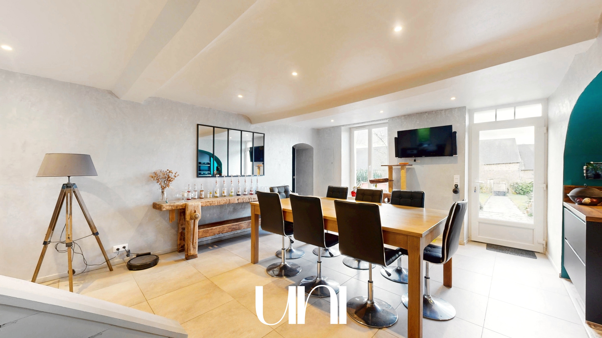 Maison T7 de 184m2 sur parcelle de 7000m2