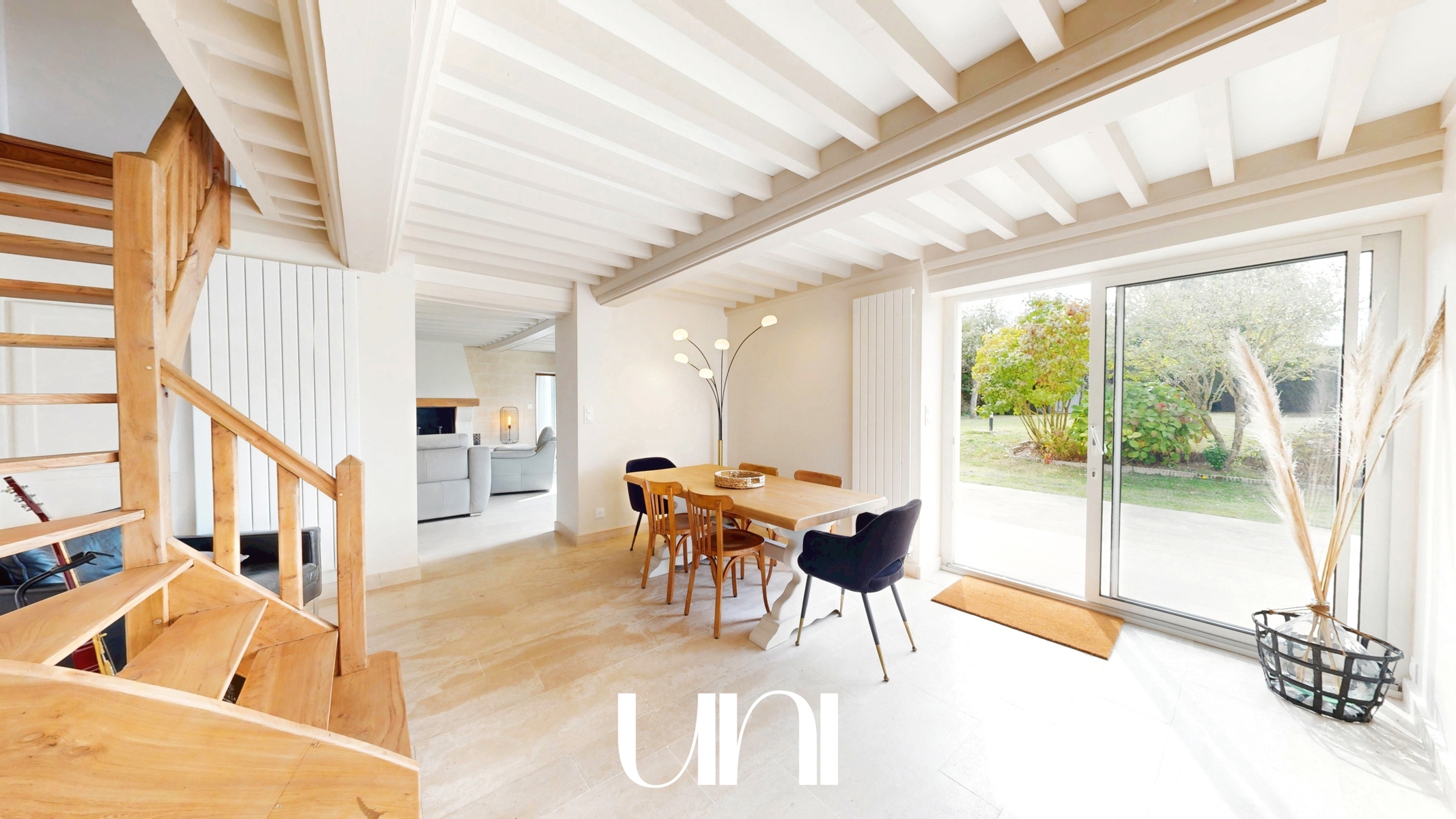 Maison T7 de 164 m2 avec terrain de 1382 m2