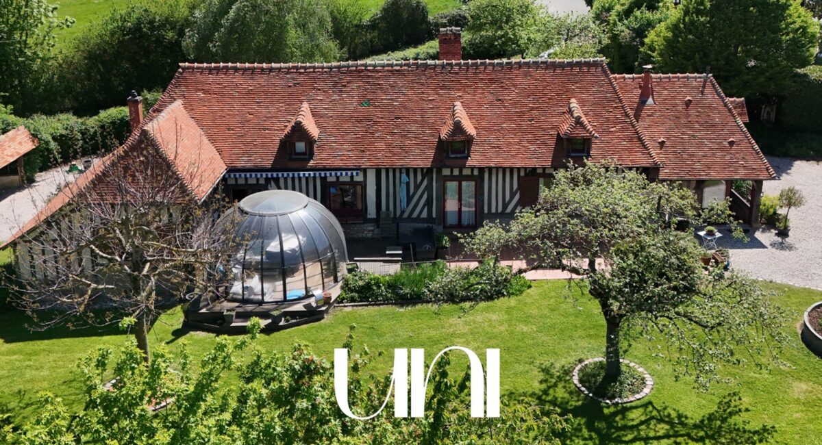 Maison en colombage + dépendances 287m2 - Vieux pont en Auge