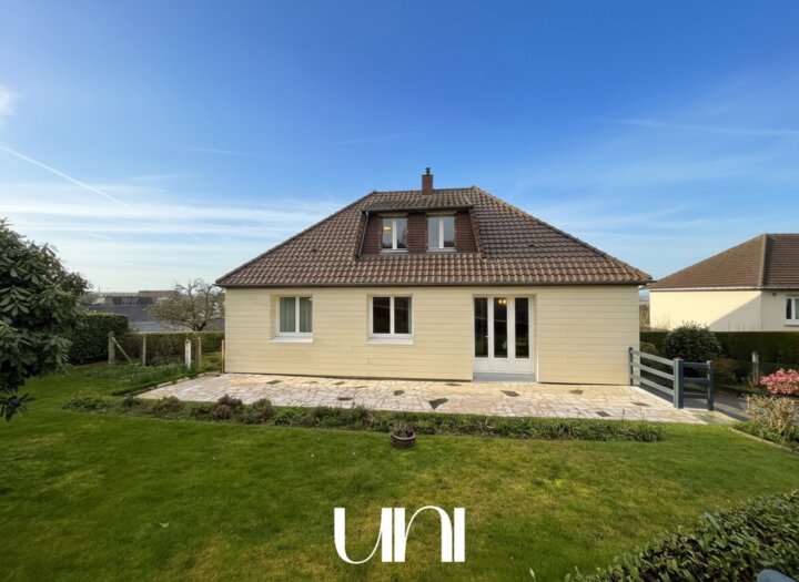 Maison de 147m2 6 pièces sur 678m2 de parcelle