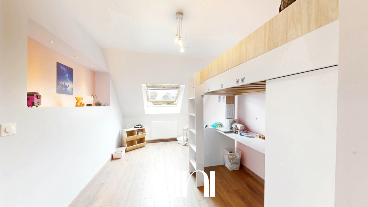 Maison 6 pièces de 120 m2 avec jardin – photo 9