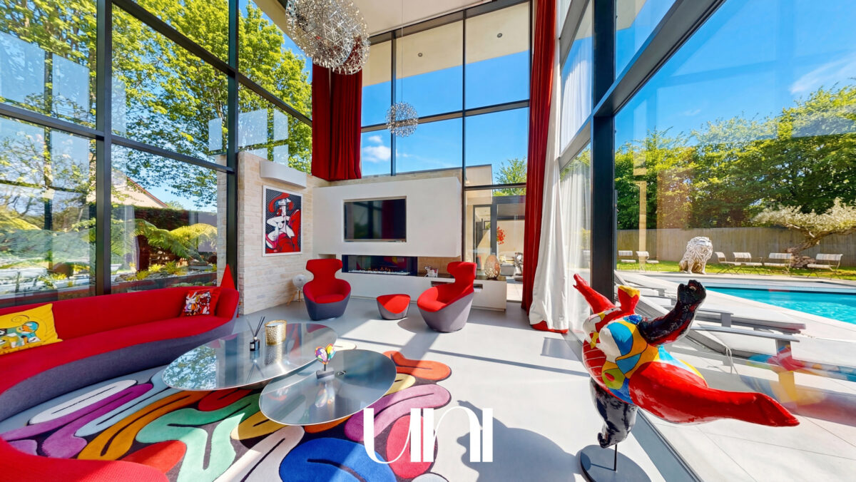 Maison de prestige T8 de 307 m² sur terrain de 1600 m² – SAINT-CONTEST