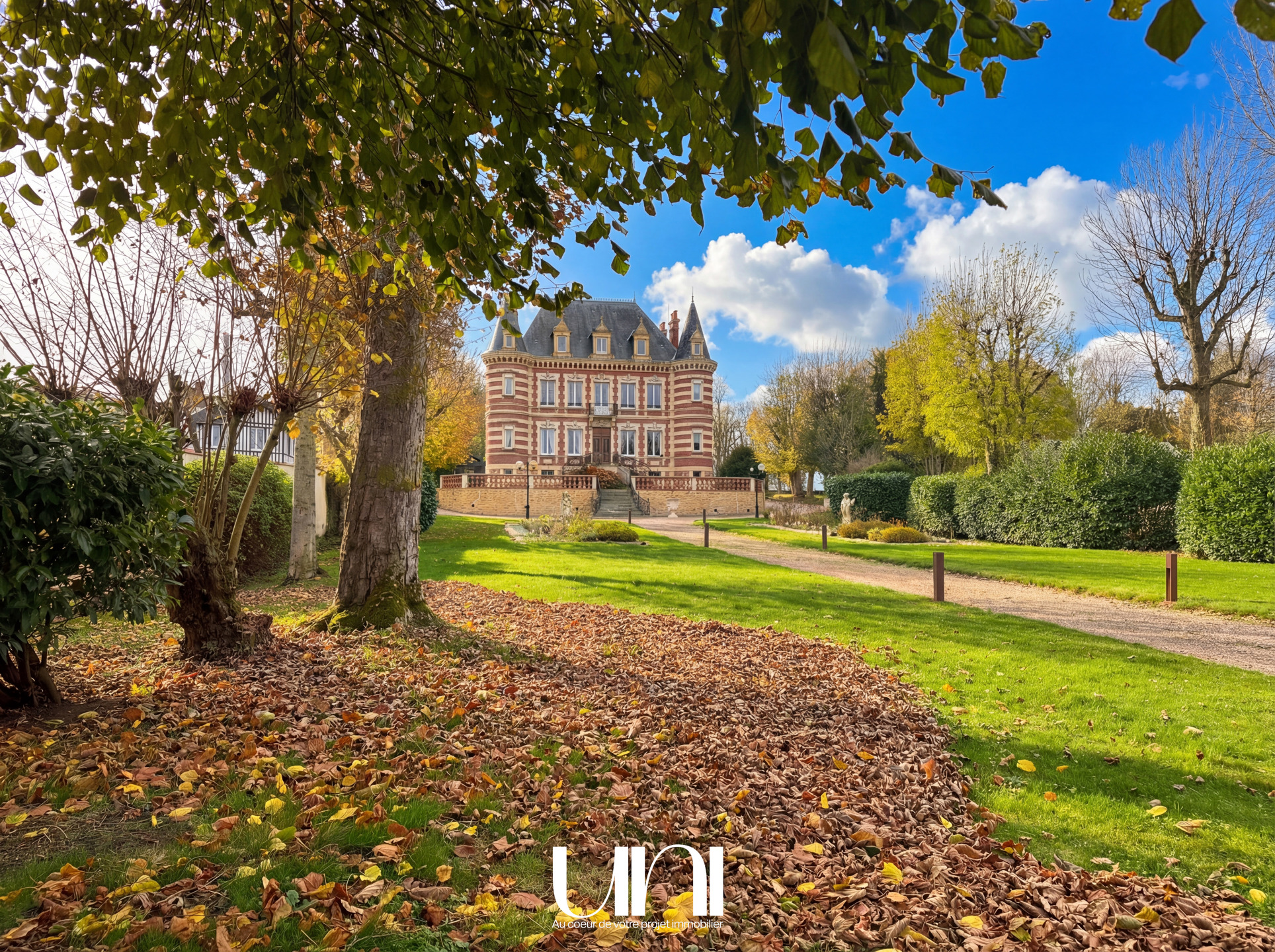 Chateau - 700m2 - Pays d'auge