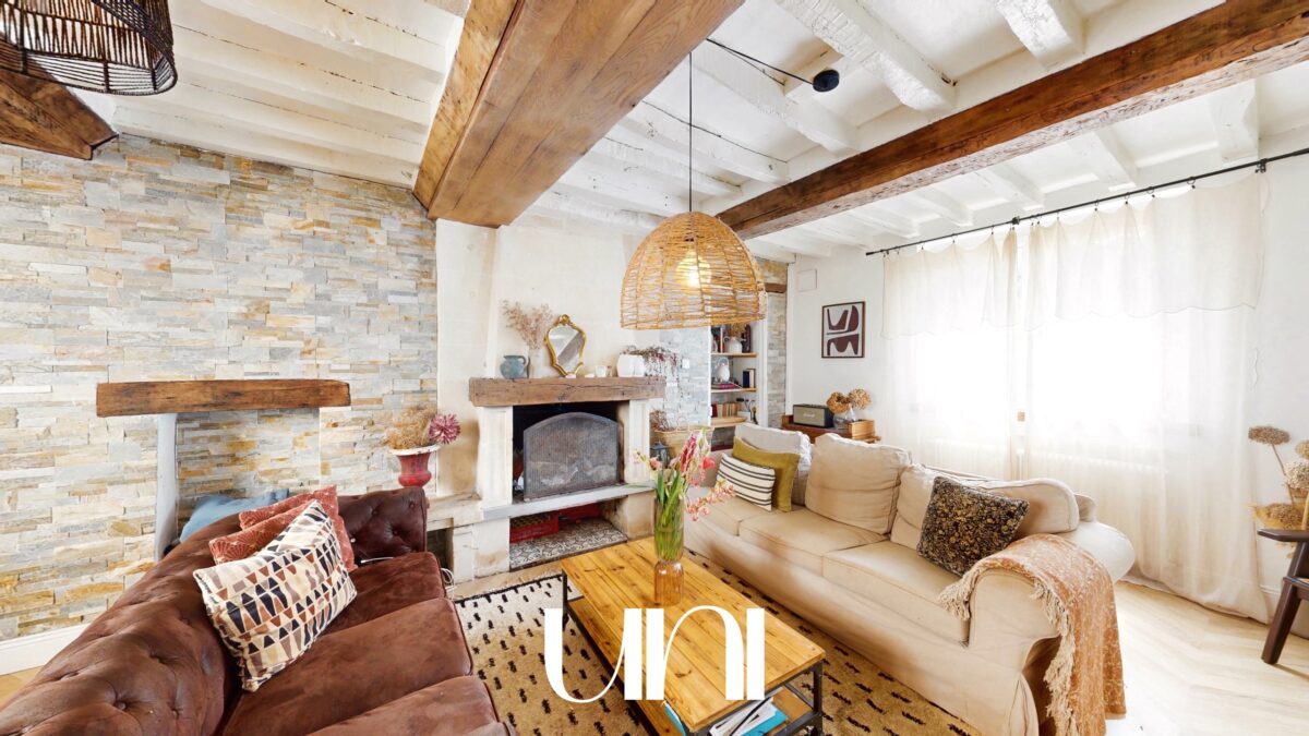 Maison 5 pièces 160 m² en pierre