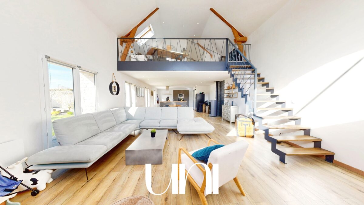 Maison 5 pièces de 146 m2 avec jardin - 3 min de BAYEUX