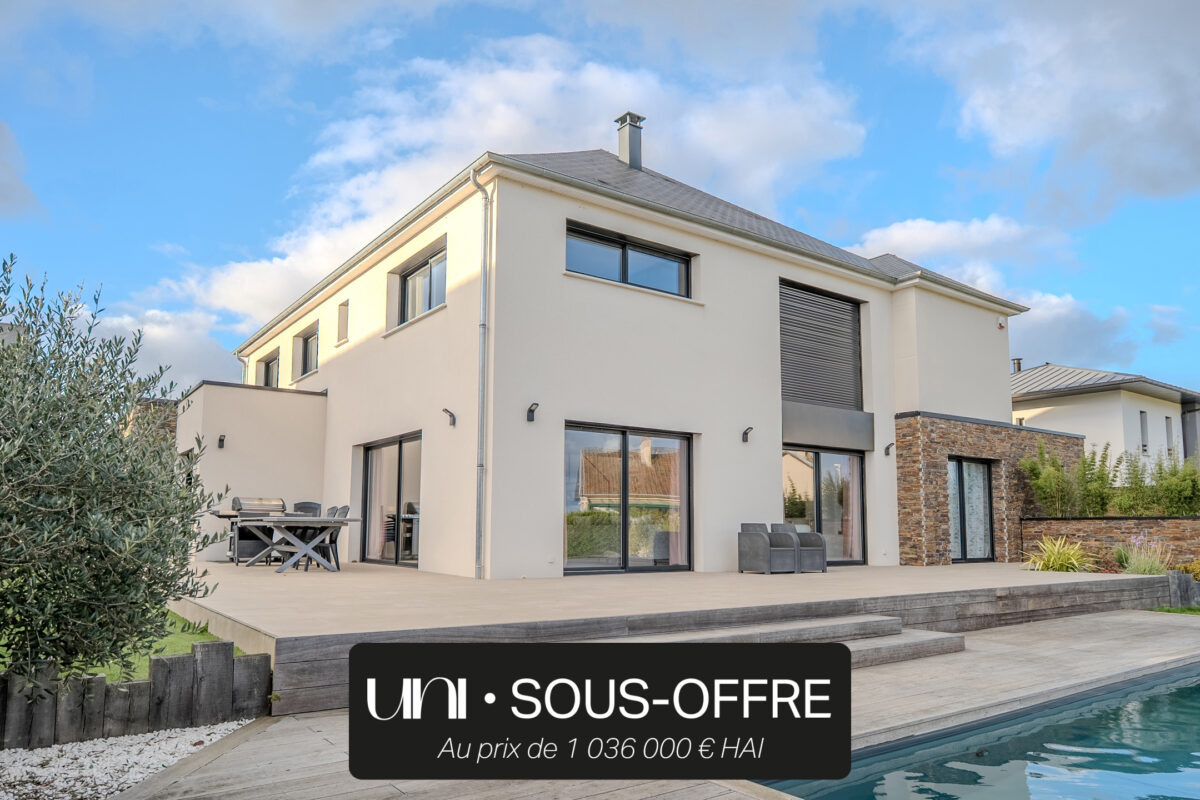 Maison T7 de 325 m² - SAINT-CONTEST