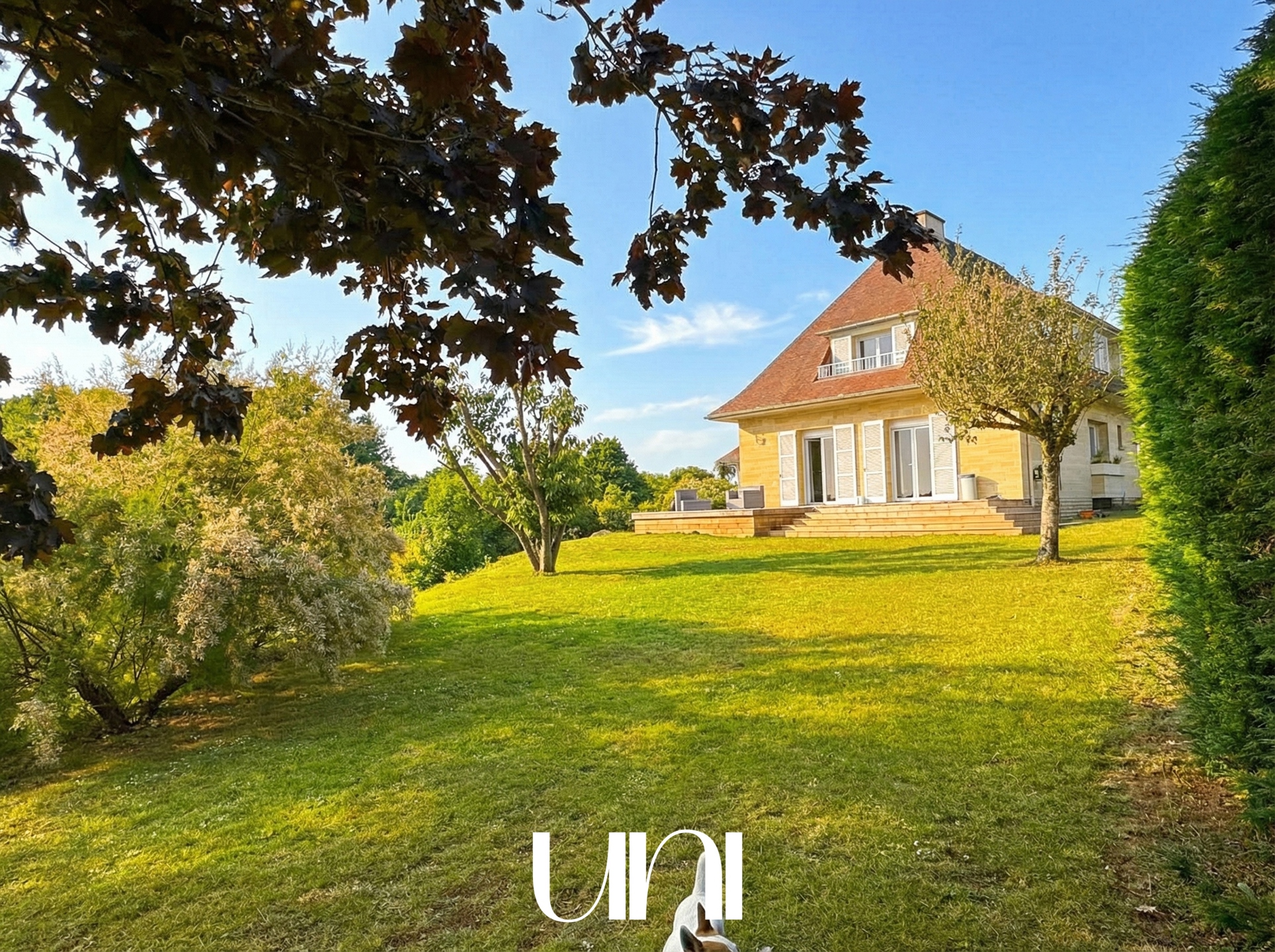 Maison T6 de 260 m² sur un terrain de 1200 m² à CAEN