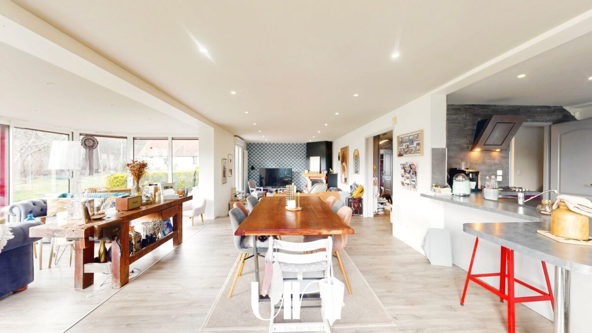 Maison T6 de 160m² sur un terrain de 2,5 hectares