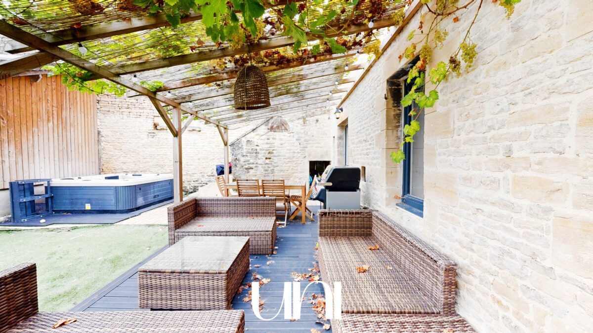 Maison T6 de 135 m² sur un terrain de 261 m²