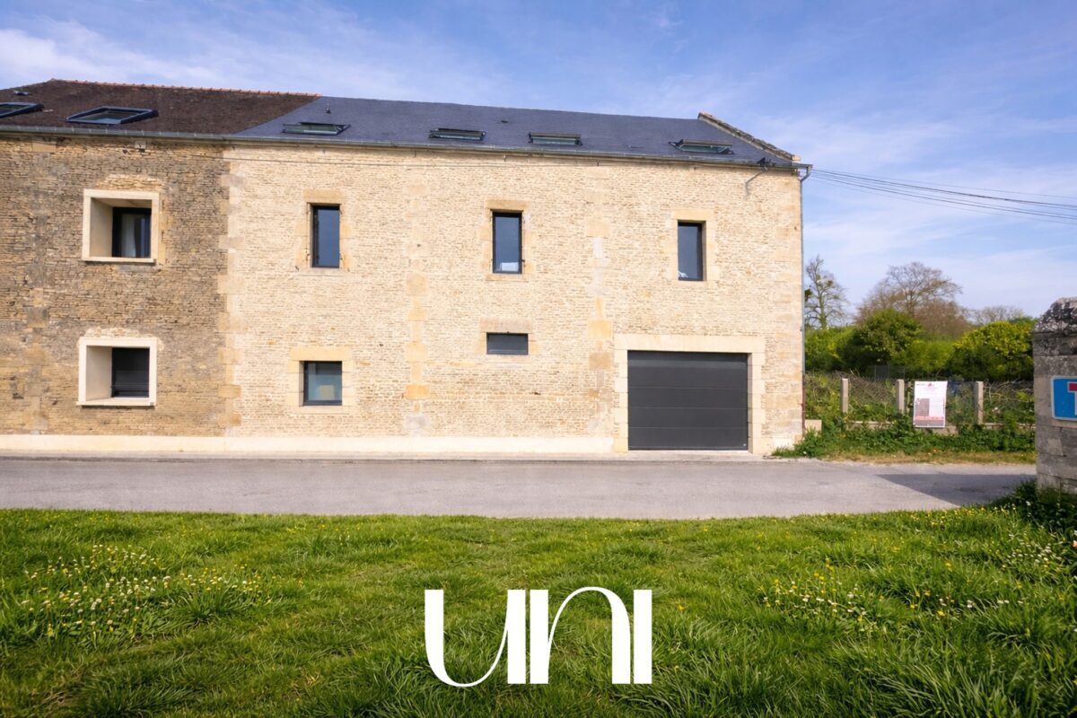 Magnifique maison rénovée de 7 pièces -225 m2 - BIEVILLE-BEUVILLE