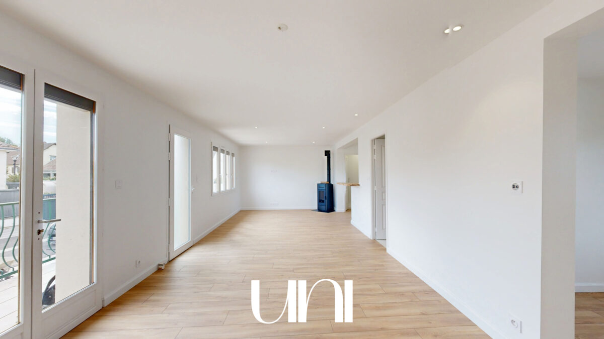 Maison 3 pièces de 83m2 avec sous-sol - Carpiquet