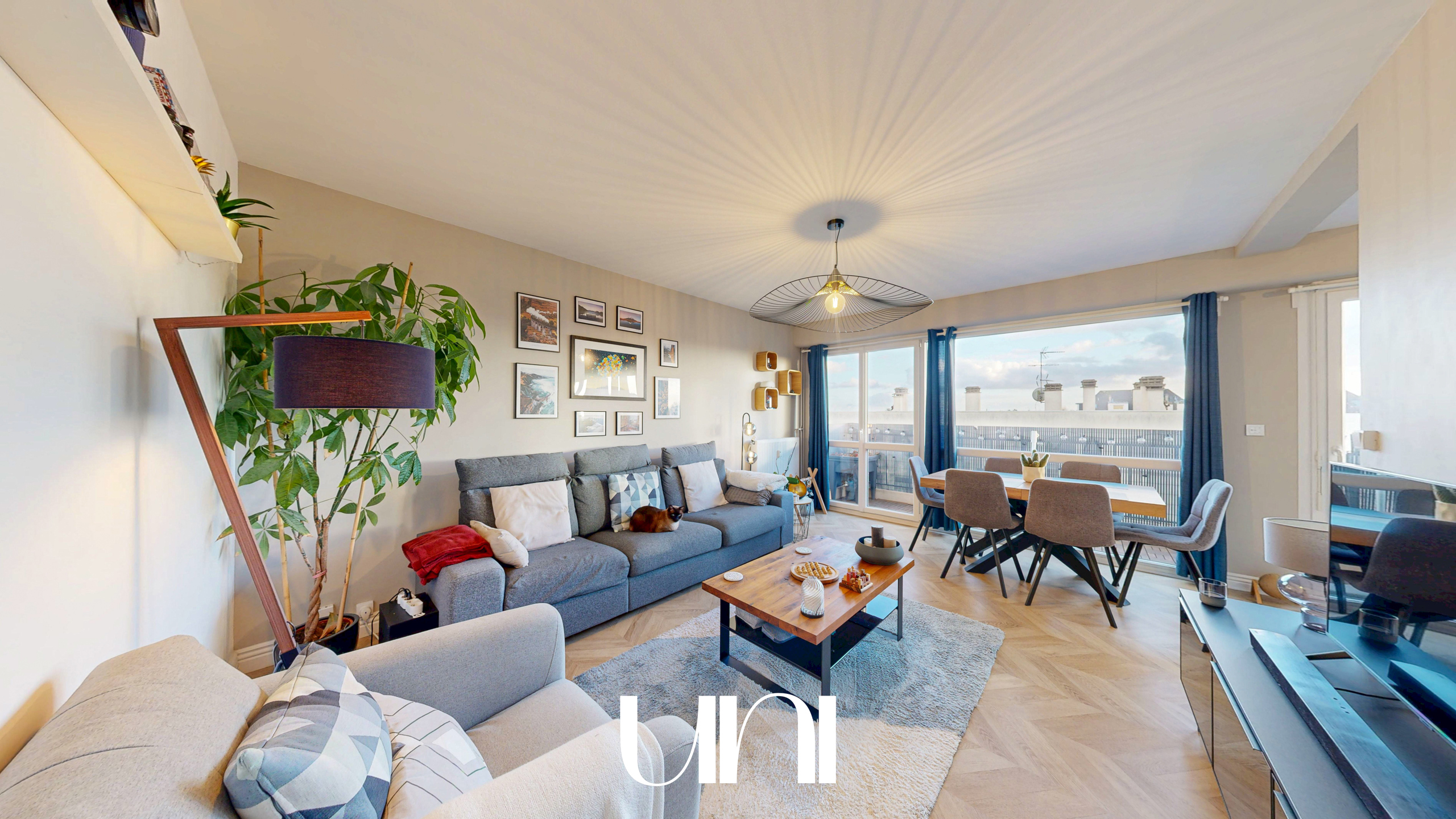 Bel appartement de 76 m2 avec balcon - Caen