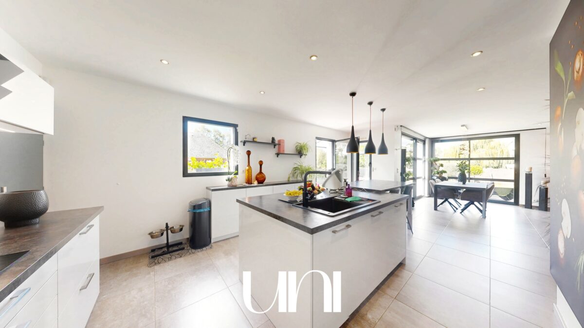 Maison 5 pièces de 135m2 proche mer - AUBERVILLE