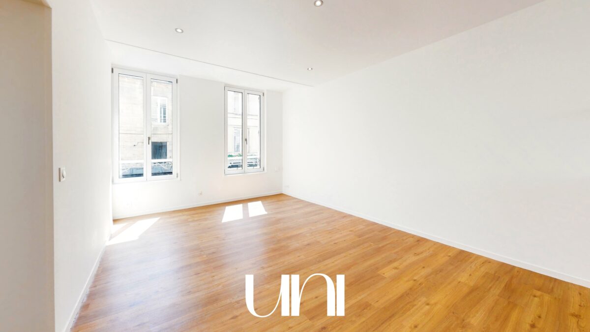 Appartement 2 pièces de 47,6m² rénové - hypercentre de Bayeux