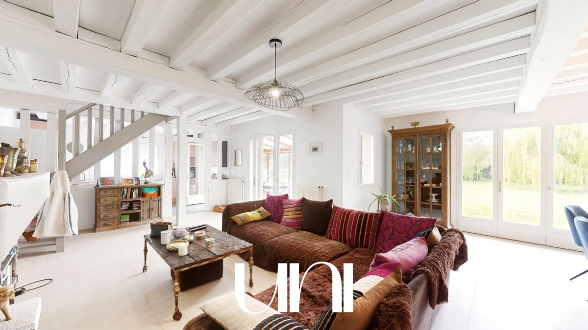 Maison 7 pièces de 185 m2 en colombages - BONNEVILLE SUR TOUQUES