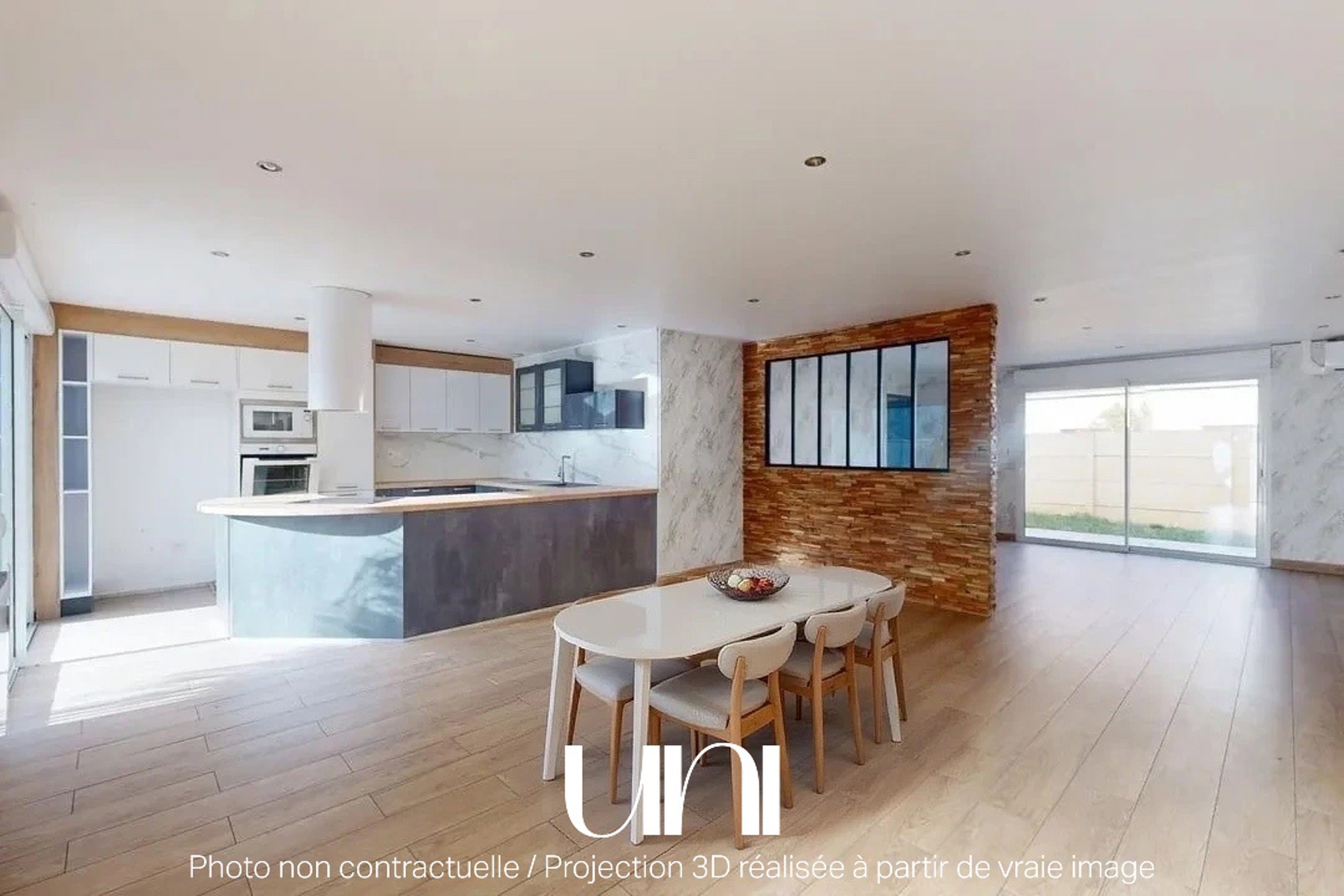 Maison T6 - 180m2 - Moult