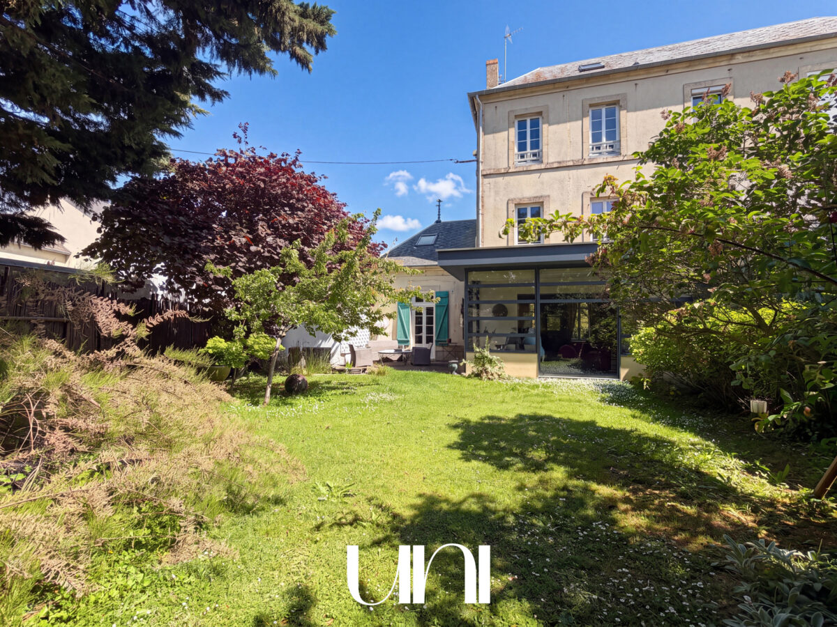 Maison 7 pièces de 250m2 avec piscine - Ouistreham